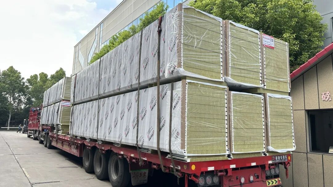 宝润达聚氨酯封边岩棉板 宝润达聚氨酯封边岩棉板