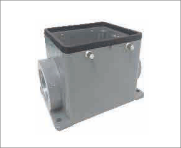 32B 金属外壳 - 封底下壳 - 四耳