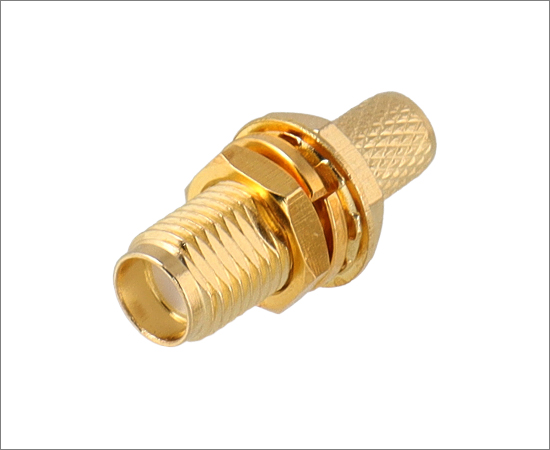 SMA(母)直式插头，适用线缆:RG58 LMR200 RG142 SYV50-3，频率：DC0~6GHz