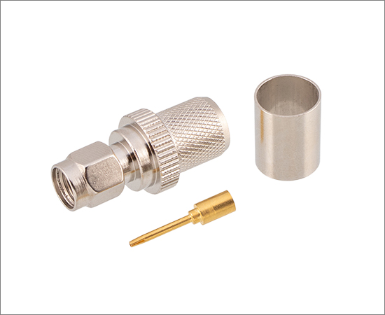 SMA(公)直式插头(镀镍)，适用线缆：LMR400 SYV50-7 7D-FB，频率：DC0~6GHz}