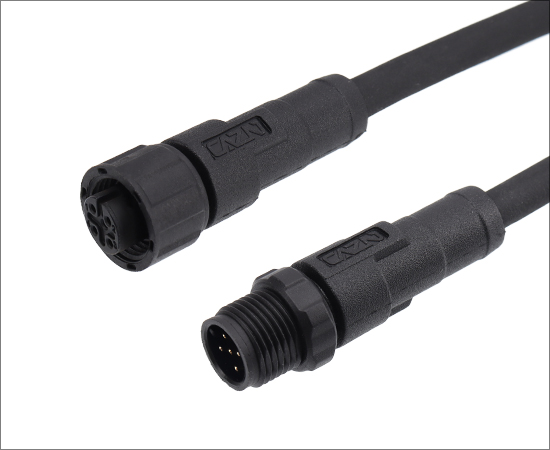 M12成型式插头转接线 5芯}