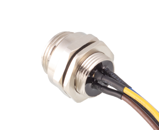 7/8板前安装针型插座 焊线式(内置灌胶) 螺牙PG13.5}